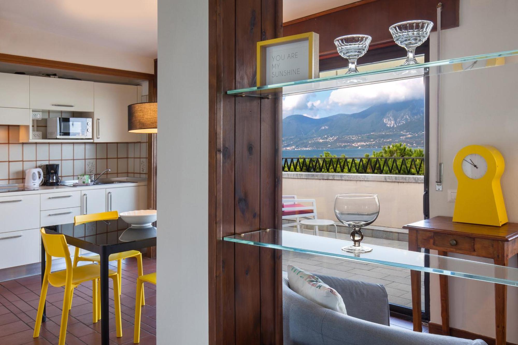 Watercolor Loft Appartement Torri Del Benaco Buitenkant foto