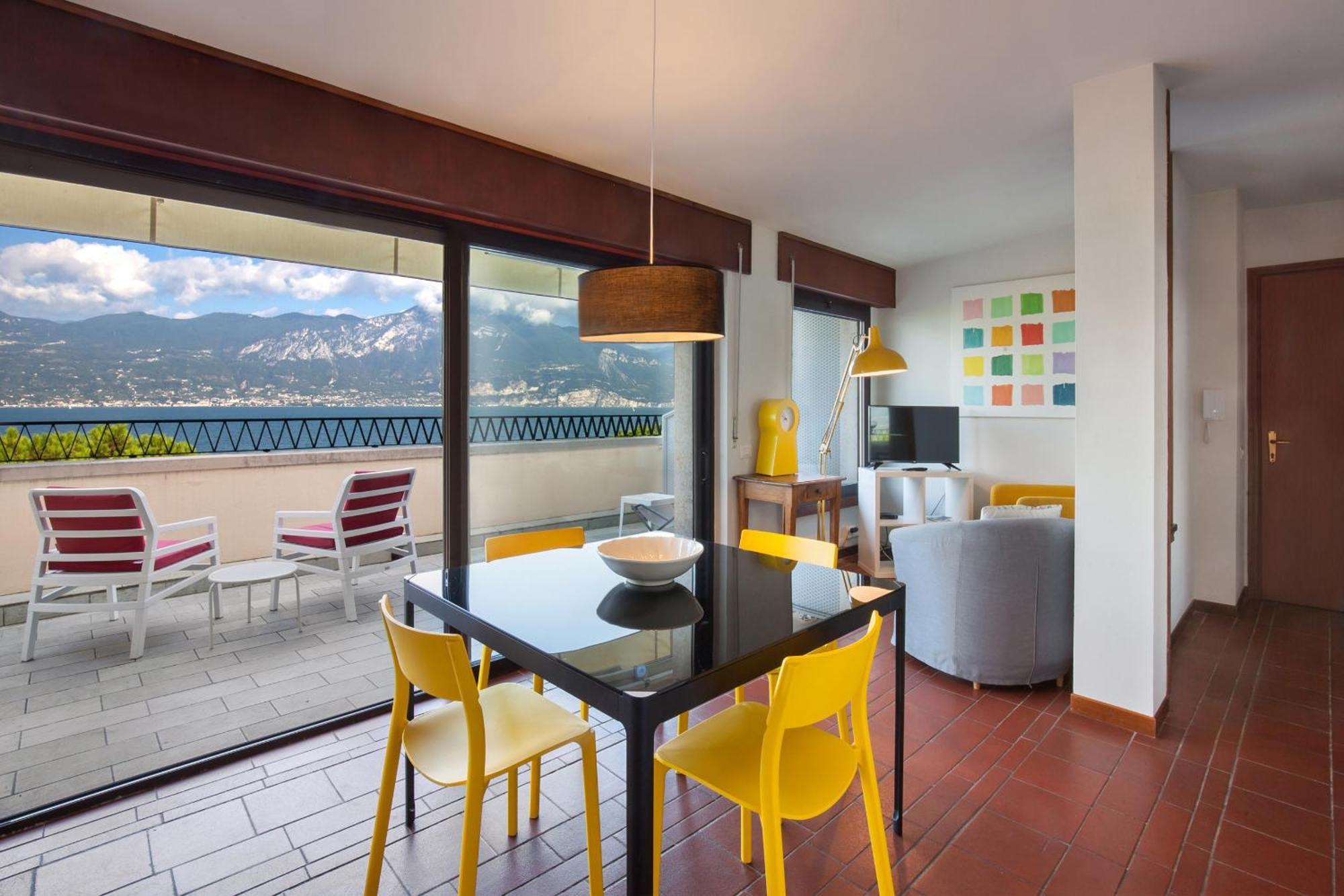 Watercolor Loft Appartement Torri Del Benaco Buitenkant foto